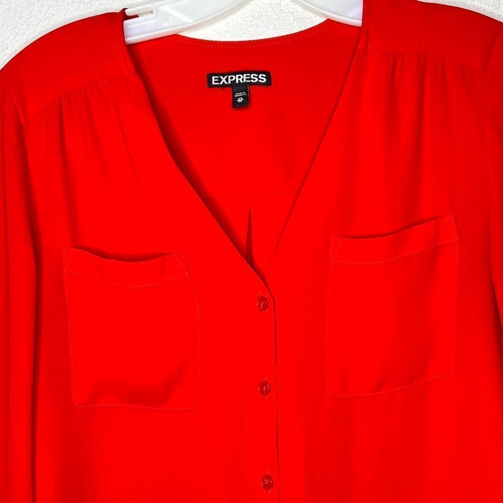 Express Blouse - Picture 2 of 7